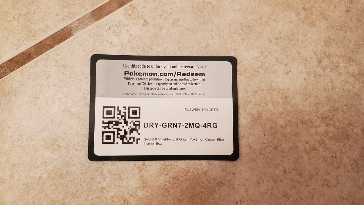 InvaderSqwid's tweet image. random free pokemon code card I found in a bag