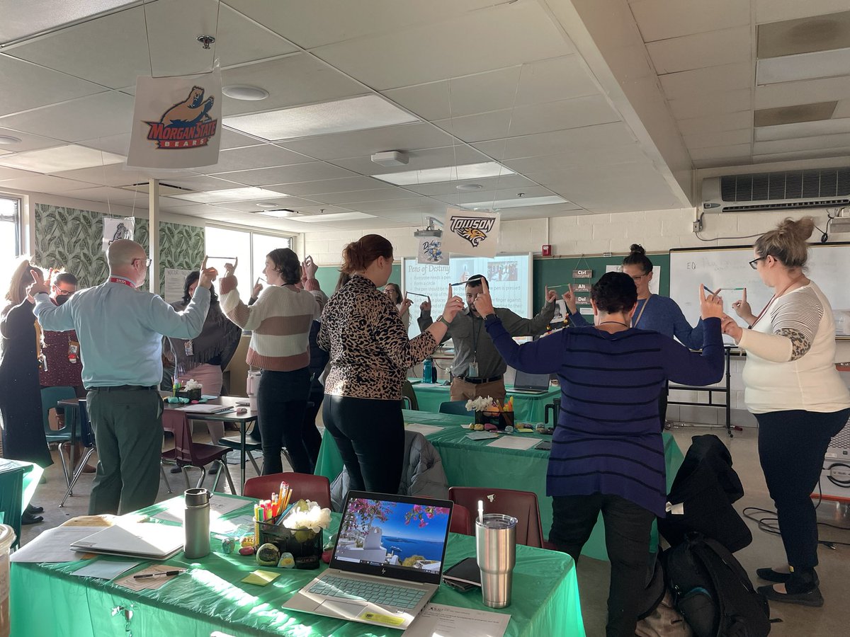 Mrs.Willis tweet media