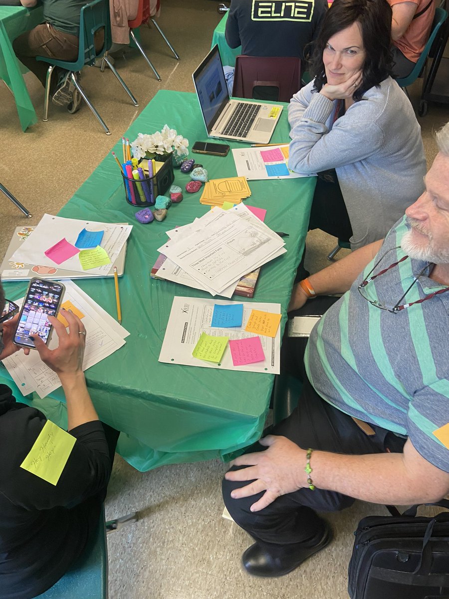 Mrs.Willis tweet media