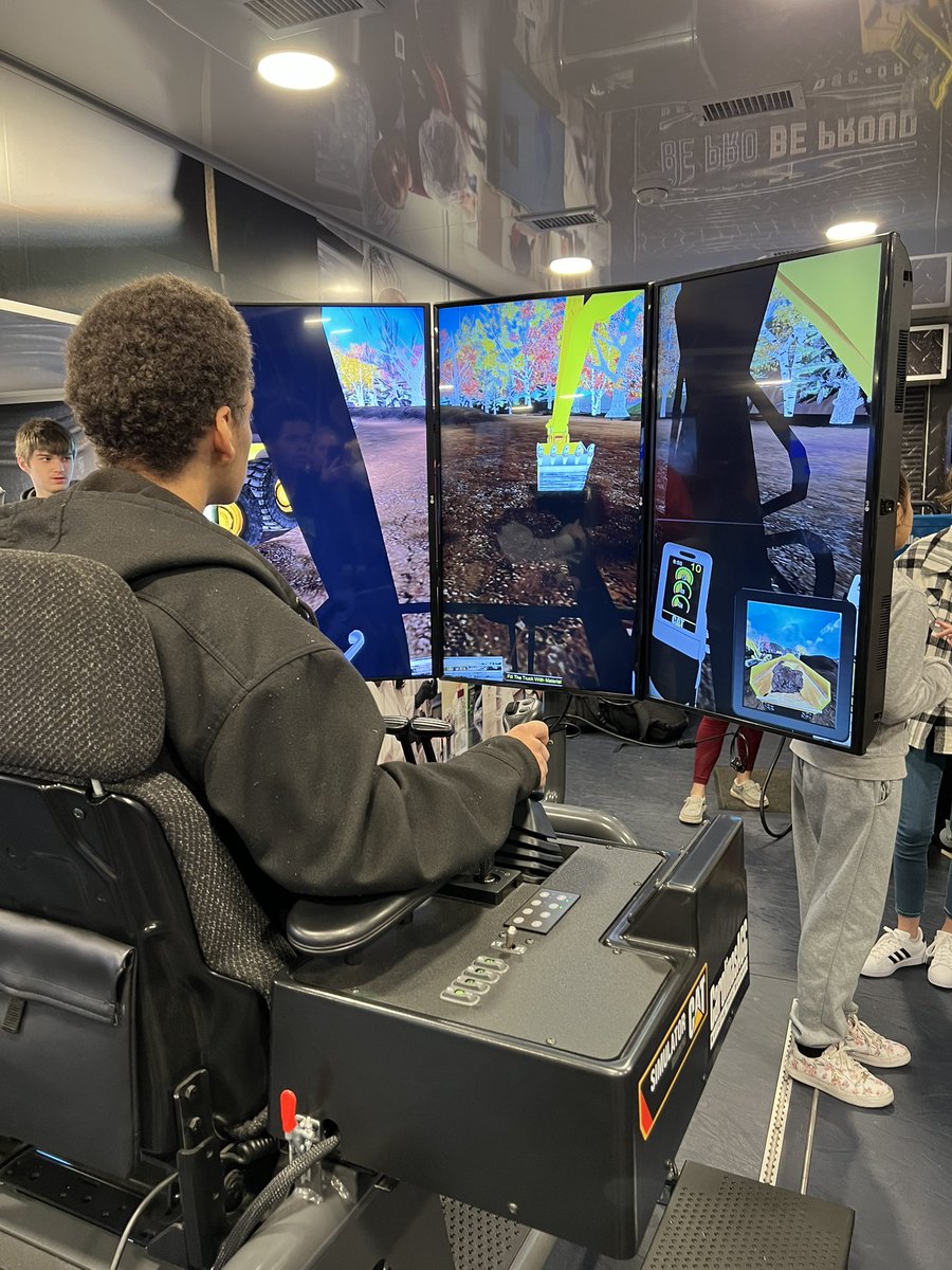 Thank you to <a href="/beprobeproud_sc/">Be Pro Be Proud SC</a> for providing our students with real world experiences. <a href="/TeamDDTwo/">Dorchester School District Two</a> @DrHarrisonDD2 <a href="/Dr_ShaneRobbins/">Shane Robbins</a> <a href="/CdaughertyChad/">Chad Daugherty</a>
