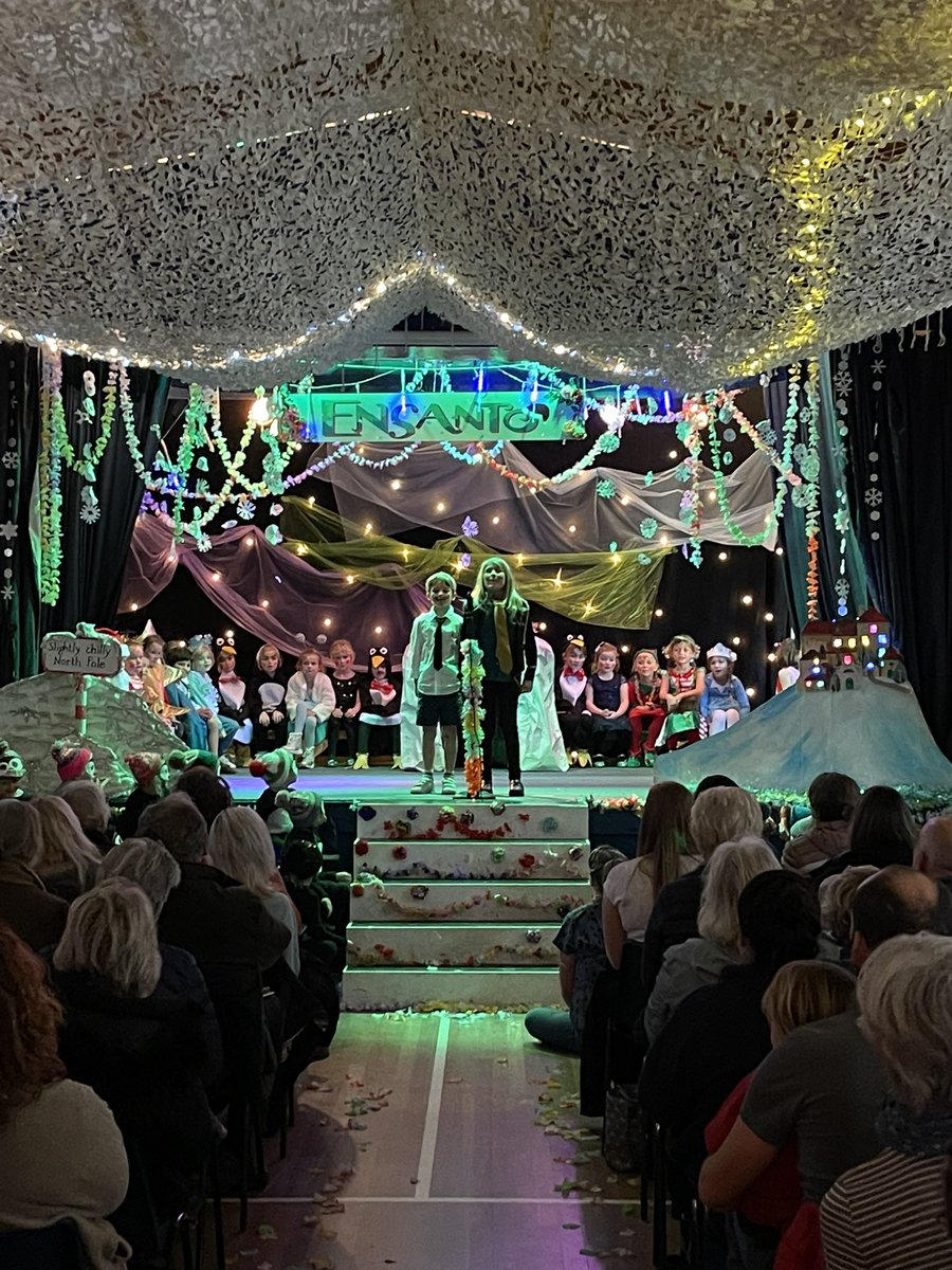 Well done to our awesome KS1 children who were amazing in our Christmas Production of Ensanto! Great performing with singing &amp; dancing. Thank you also to our brilliant parents for the super costumes &amp; stage setting! It was truly magical &amp; a wonderful way to start the festivities!