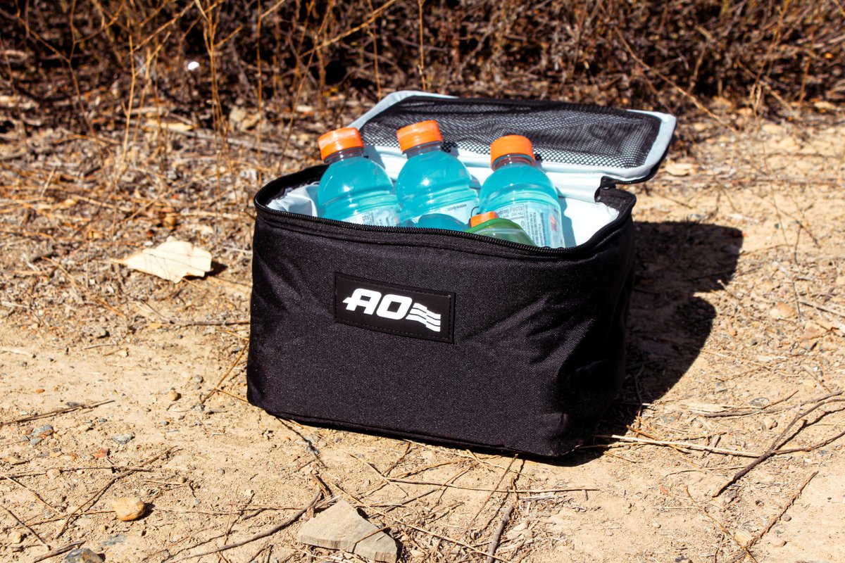 Looking for a cooler to keep your drinks cold on a quick stroll? Look no further!!! The AO 6 Pack n Go is the perfect for quick easy adventures
