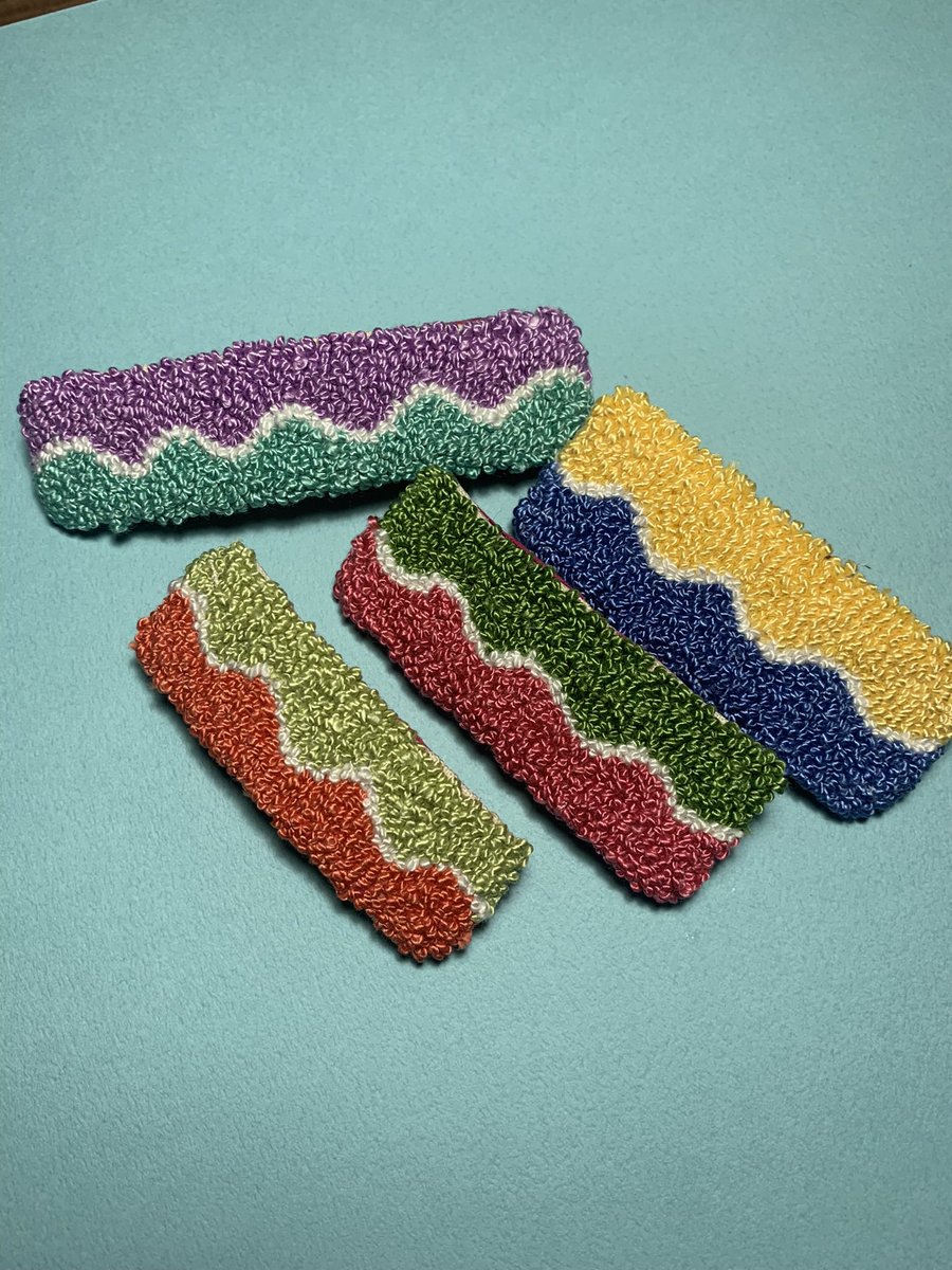 Bridgets_Garden's tweet photo. コットンパールのパンチニードルも続々とすすんでいます🤗❣️

#bridgetsgarden
#bridgets_garden
#パンチニードル

#刺繍　#刺繍のある暮らし　#刺繍初心者
#刺繍好きさんと繋がりたい　#embroidery  #embroideryart
#embroideryartist #embroiderydesign
#刺繍アクセサリー https://t.co/1nWWGu3GXJ