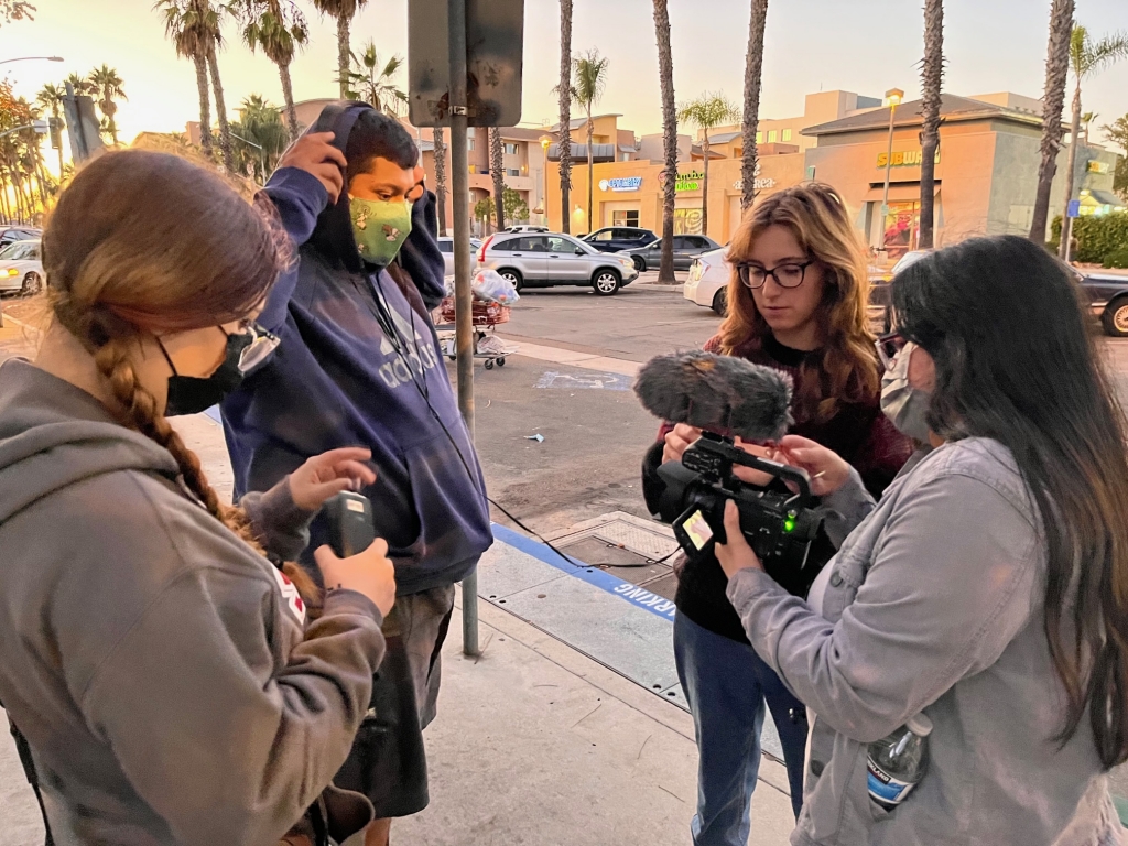 LibraryFoundSD's tweet image. @macsd is now accepting applications for next semester’s PAID internship program 🎥🎬🎓! Visit mediaartscenter.org/wdi/ to learn more.
This #WorkforceDevelopmentProgram is proudly sponsored by @LibraryFoundSD, @SDPublicLibrary and @CityofSanDiego 💛💙.