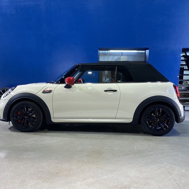 sevenknotmini's tweet photo. セブンノット野田店です！GIOMICダウンサスペンションを取付させて頂きました！

#mini #bmwmini #minijcw #minicooper #minicoopers #f54 #f55 #f56 #f57 #f60 #minicustom #giomic #sevenknot #ローダウン #メンテナンス #セブンノット #ミニ好きな人と繋がりたい #フォロワー募集中 #千葉県 #野田市 https://t.co/bVIG0tcQ8z