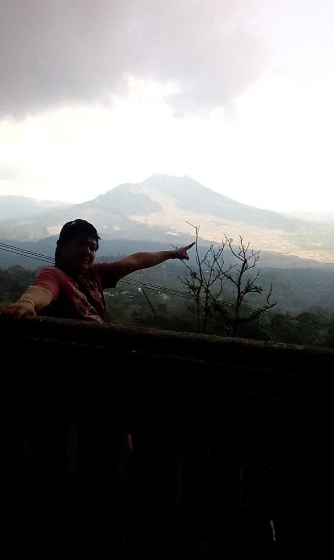 putralangit777's tweet photo. The Climber...just in Travel_Lovers...#travelphotography #travel #Tourism #Tourist #tourism #tourists #tourist #trekking #tourisms #adventure #trekk #NaturePhotography #leisure #NFT #NFTphotographers #streetphotographyjapan #CLIMB #destination #Tourisms #Tourists #landscape #TBT https://t.co/kbNOvN0cQR