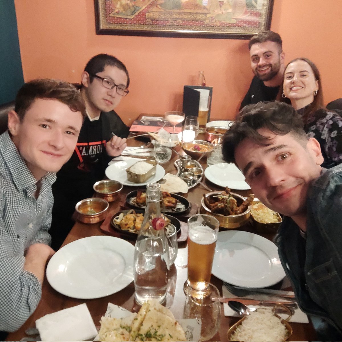 Such a nice Christmas dinner :) I can't imagine a better way to kick off my holidays 🙌🏼