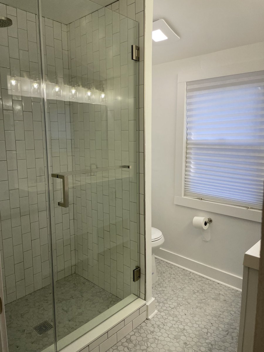 RobSalesDMV's tweet image. Touring another R. M. Simpson Real Estate, LLC spectacular listing!
4/5 beds; 4 baths; open floor plan; complete renovation; great outdoor spaces!
3139 M St SE WDC - $739,000