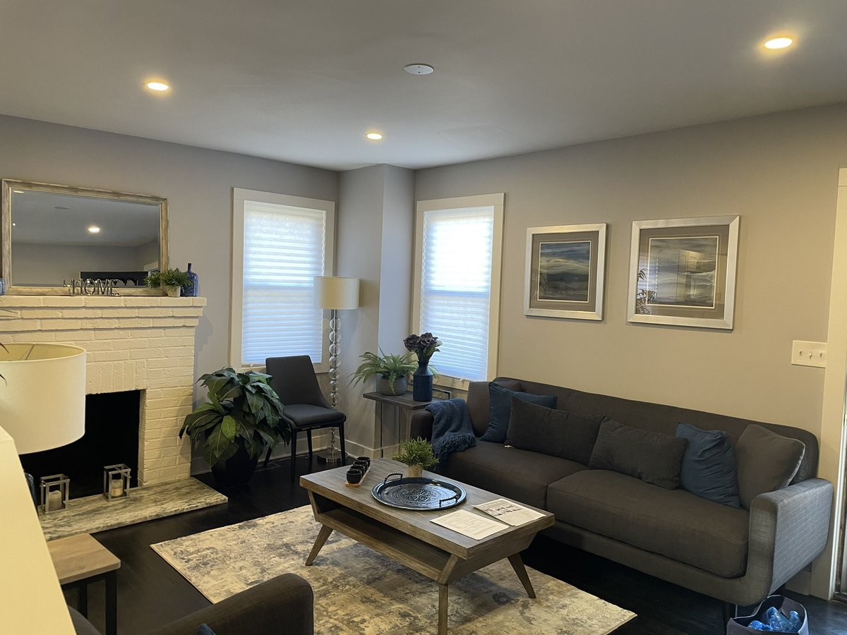 RobSalesDMV's tweet image. Touring another R. M. Simpson Real Estate, LLC spectacular listing!
4/5 beds; 4 baths; open floor plan; complete renovation; great outdoor spaces!
3139 M St SE WDC - $739,000