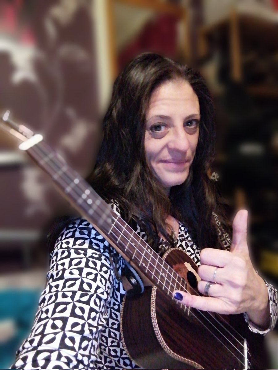 🤙Aloha from Uke-Universe🤙