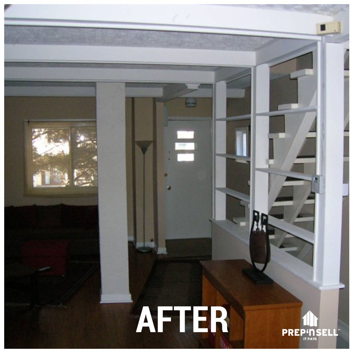 prepnsellreno's tweet photo. Before and after photos of a client's home that needed an update and some new paint. It came out amazing! 😀
If you need some help updating your home call or DM us today for a free no-obligation quote! 416-201-1010 #RENOmagic #HomeUpdate #HomeRenovation https://t.co/dJqeGjc3DW