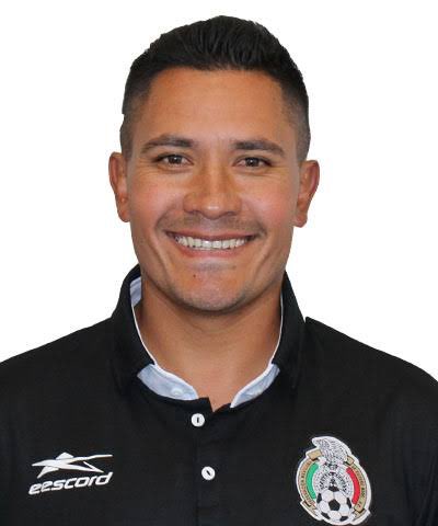 La sonrisa de un hombre que desde el VAR se agarró los huevos y le dio el gol a Japón y con eso se cargó a la verga a Alemania

Grande Cantante Guerrero