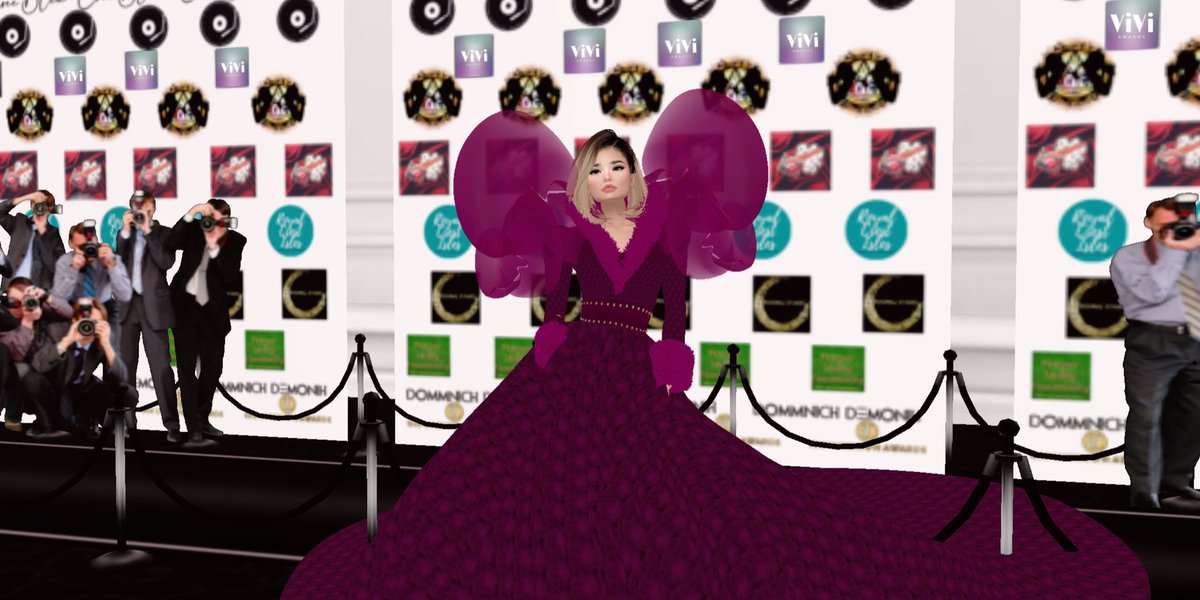 ViVi_OfficiaI's tweet photo. #ARIEL🧜‍♀️ is looking extravagant on the #VVAs🏆 red carpet. https://t.co/wN0mlsWUm2