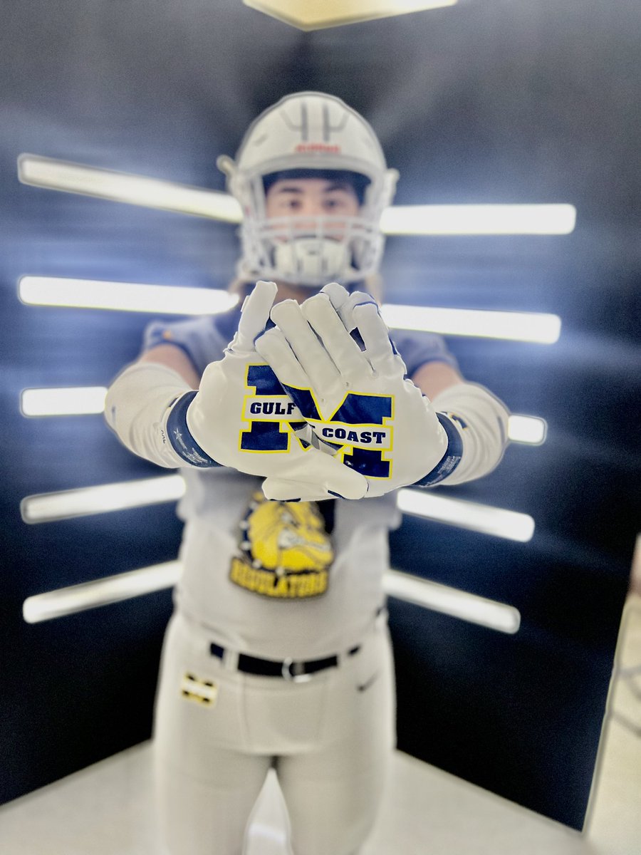 After a excellent visit today, I am excited to announce that I am committed to play football at Mississippi Gulf Coast!!!! Thanks to <a href="/CoachWrightPerk/">Jack Wright</a> <a href="/BrettSShufelt/">Brett Shufelt</a> <a href="/clarencemcdoug1/">Coach McDougal</a> for a great day!!

#ComeToTheCoast
#GoBulldogs
#BH6