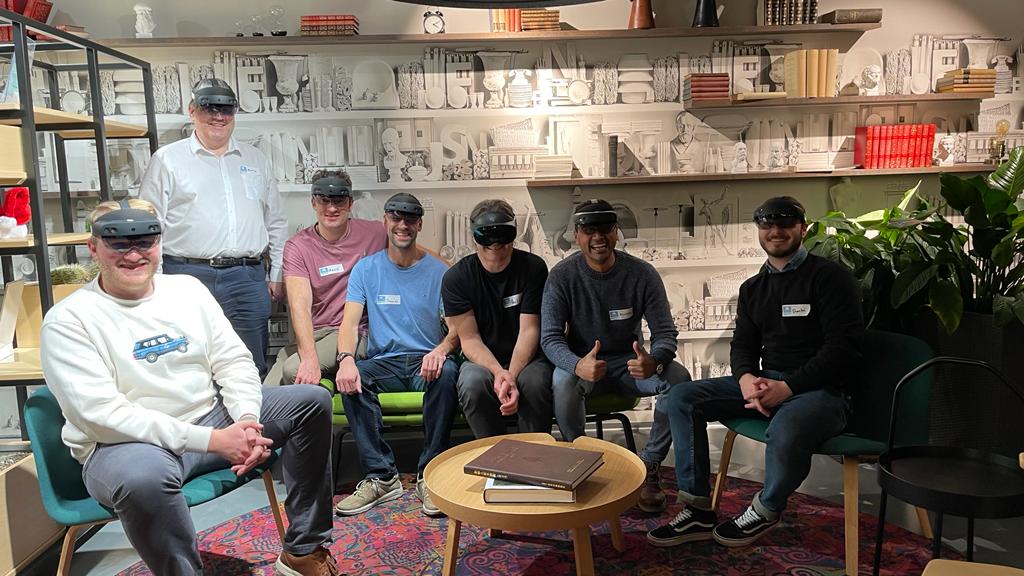 Yet another great #azurezurich #meetup about #metaverse, #azuremr &amp; #hololens with <a href="/paul_affentra/">Paul Affentranger</a> from <a href="/afca_ag/">afca. ag</a>. Lots of insights and old and new friends... Thank you all for coming and thank you <a href="/DigicompCH/">Digicomp</a> for having us!!! With <a href="/THafermalz/">thomas Hafermalz</a>.