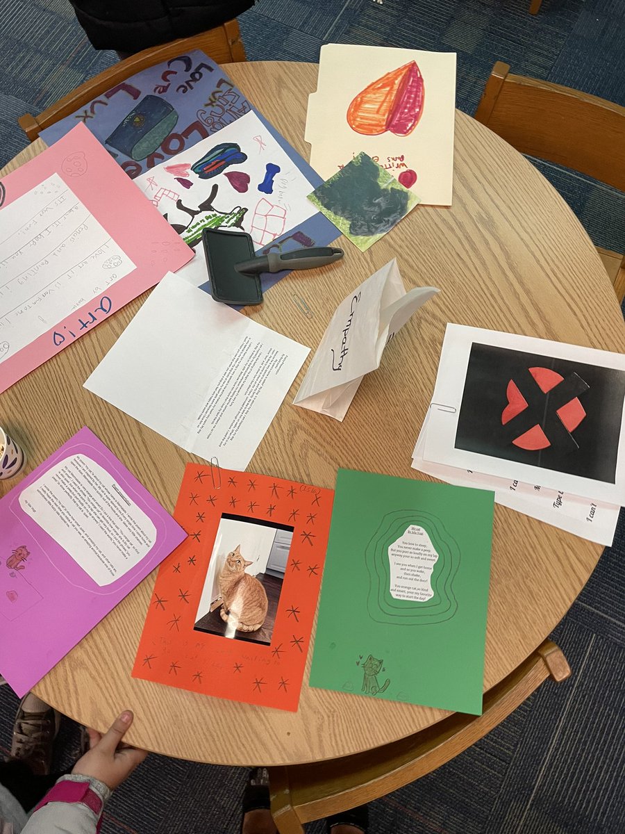 CSammataro (@csammataro) on Twitter photo Poetry is alive at State Street School #BulldogEd #ELEducation @WesterlySuper <a href="/StoreyAlicia/">alicia storey</a> <a href="/AudreyFaubert/">Audrey Faubert</a> Poetry is alive at State Street School #BulldogEd #ELEducation @WesterlySuper <a href="/StoreyAlicia/">alicia storey</a> <a href="/AudreyFaubert/">Audrey Faubert</a>