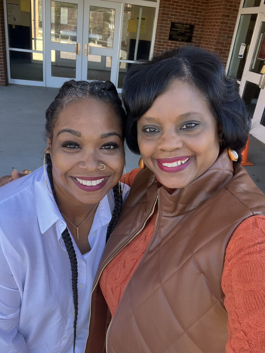 Nelta Latimore tweet media