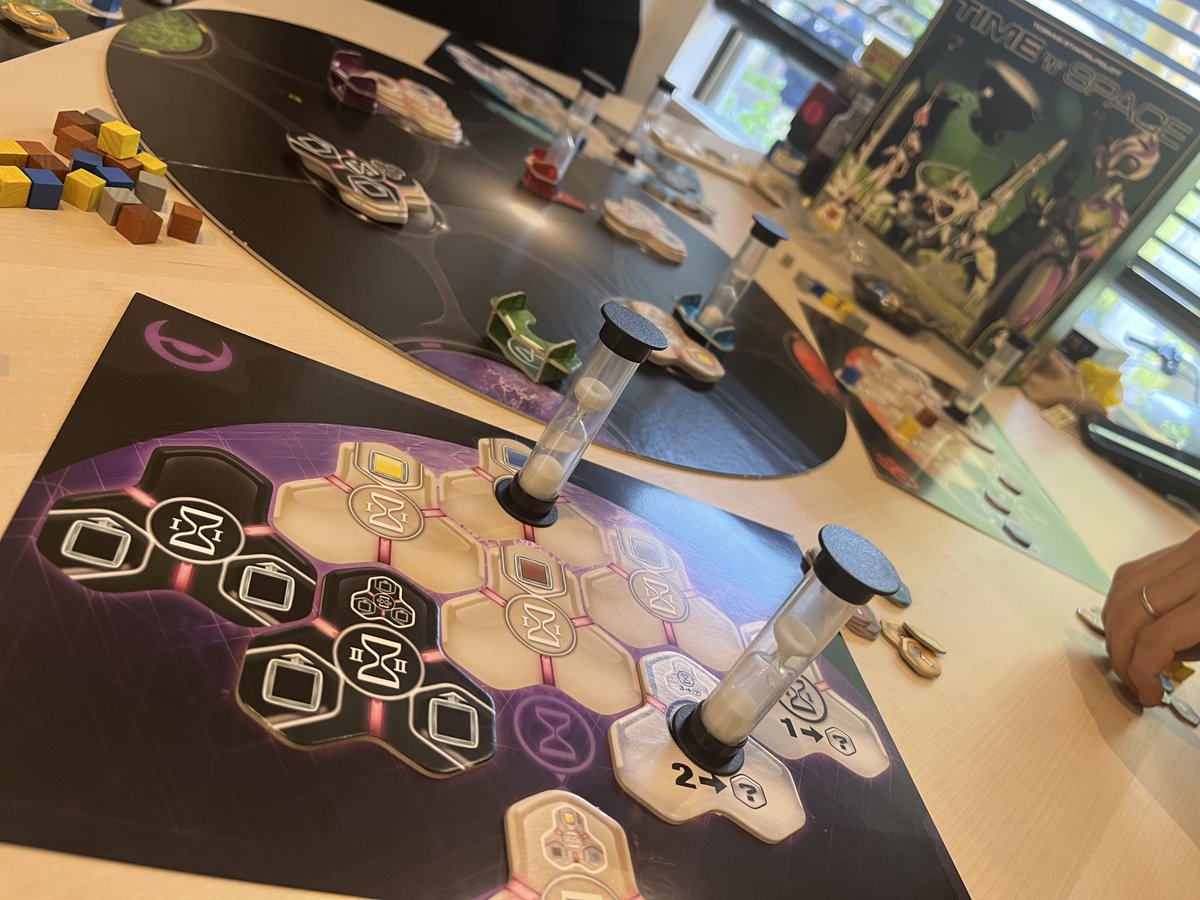 1600万色であなたの空間を彩る LED置き時計 RGクロック 【公式通販】