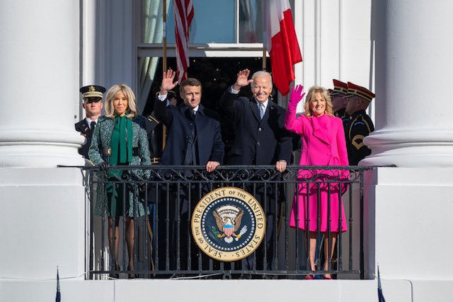 (From Left to Right) Mrs. Macron, President Macron, President Biden, and the First Lady.