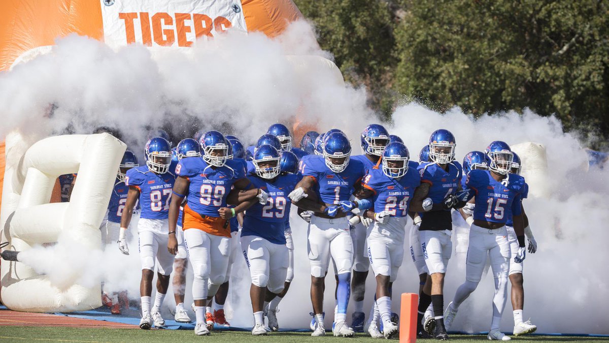 Leslie Black (@912les) on Twitter photo Blessed to receive a offer from Savannah State University!
<a href="/SavannahStateFB/">Savannah State Football</a> <a href="/CoachTrist/">Coach Nick Trist</a> <a href="/RecruitGeorgia/">Recruit Georgia</a> <a href="/recruittheboro/">Statesboro Football Recruiting</a> Blessed to receive a offer from Savannah State University!
<a href="/SavannahStateFB/">Savannah State Football</a> <a href="/CoachTrist/">Coach Nick Trist</a> <a href="/RecruitGeorgia/">Recruit Georgia</a> <a href="/recruittheboro/">Statesboro Football Recruiting</a>