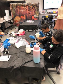 BASA camp for WRB second and third graders takes three dedicated BMS teachers to make it a success. Learning about the corn cycle, observing the stages using microscopes and making butter! <a href="/BurtonBulldogs/">Burton Middle School</a> <a href="/BurtonSchools/">Burton Schools</a> #dedication #agriculture #fun