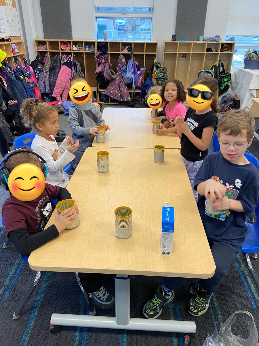 MsSampaga's tweet photo. One frosty morning led to lots of fun learning 🌬🌨
@makennaoneil @alcdsb_stfa https://t.co/wRmjlOOFNU