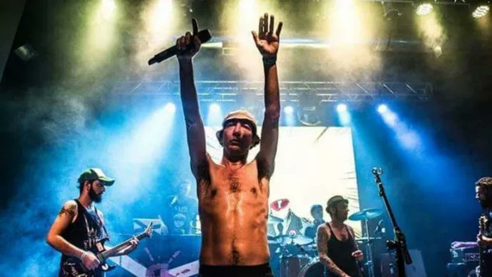 #30Años «Los mejores, los únicos: Las Manos de Filippi» | ANRed anred.org/2022/12/01/los…