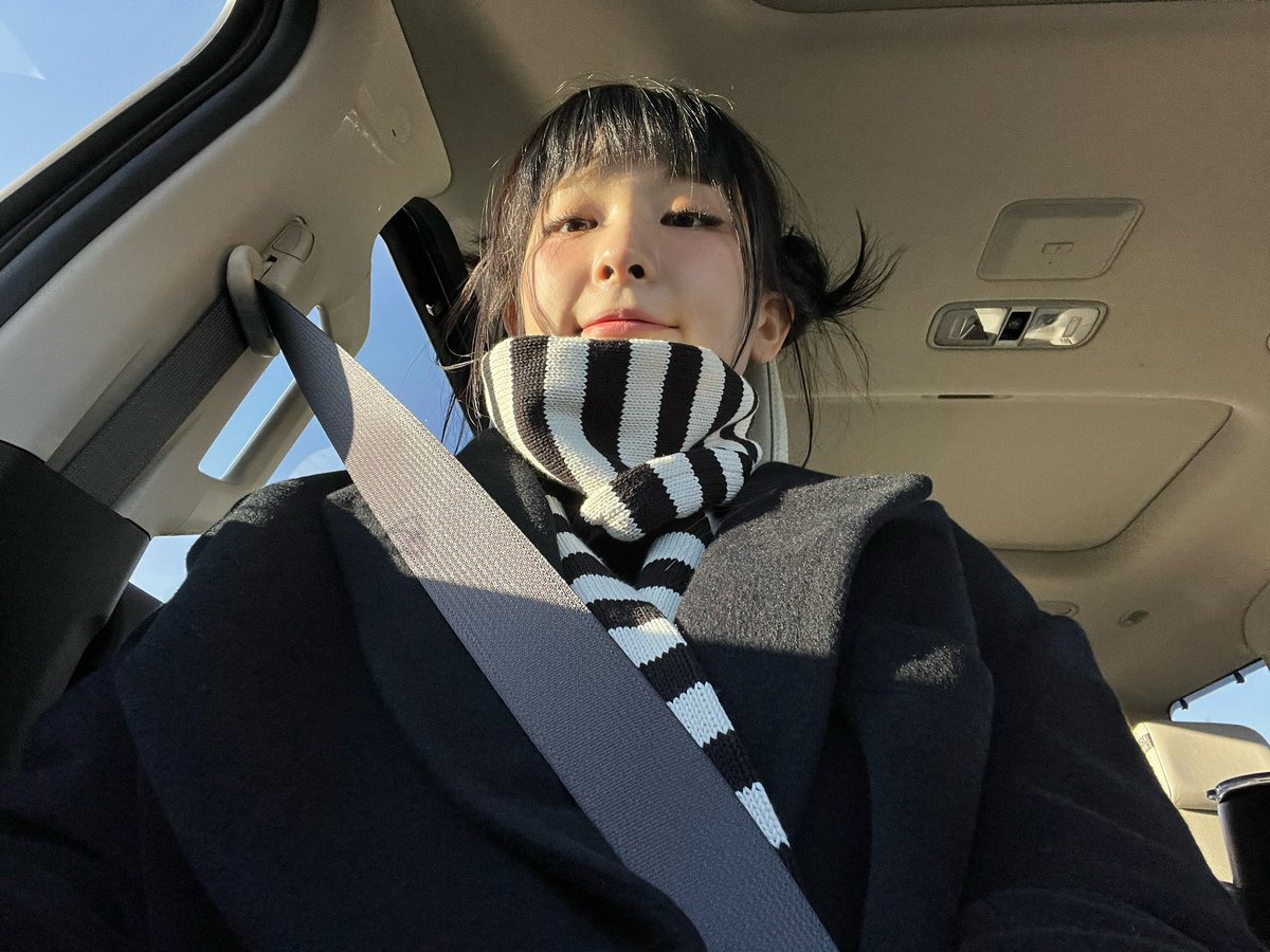 seulbblverse's tweet photo. 🐻💌 120222

Ahhhhh kang seulgi!!! https://t.co/ybcwGRtlEv
