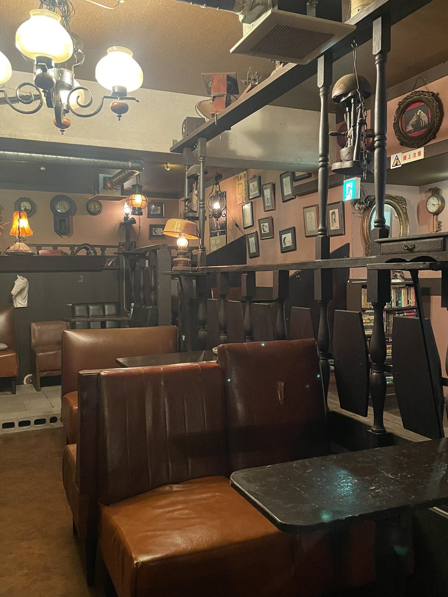 純喫茶コレクション on Twitter