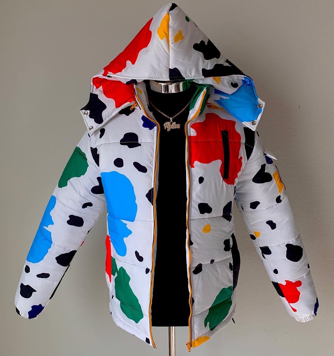 shehawaiin's tweet photo. “Wild Rush Artic Puffer Coat” When Yall Want It? ❄️😶‍🌫️🔥 https://t.co/9AEOEsaWtG