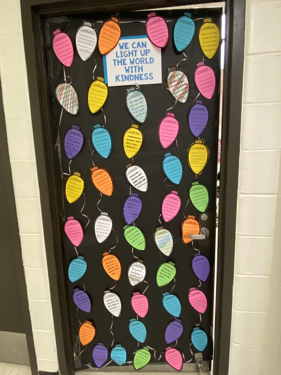 benchclass's tweet photo. My 10th grade @HVT_SilverEagle Kicking off December with “LIGHTS OF KINDNESS!” 🎄🎅🏻❤️ It’s a reminder that little actions lead to BIG IMPACTS! #ClassroomConvos😊Here’s to an amazing holiday season in the classroom! @CCRED307 @NCCVoTech @Supt_Jones https://t.co/aWykZOiEyO