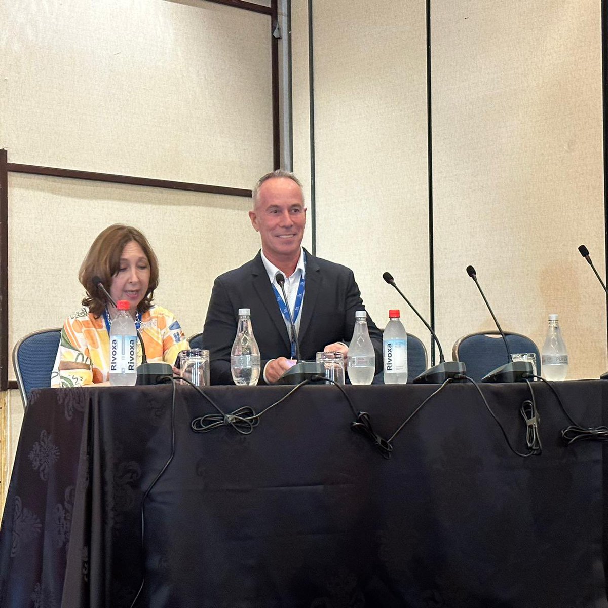 KarleziAlonso's tweet photo. Great conferences of dr Peter Libby, @dra_adacuevas, dr Fernando Lanas in symposium @ateros_chile and @atherosociety    at @LVIII congress @Sochicaroficial #atherosclerosis beyond #LDL, #inflammation, #obesitypandemic,  #CVD,  #Challenge of #CVRF https://t.co/MAt48csLQh