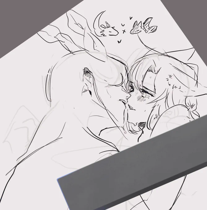 出勤前のラクガキ🐉🦊らしき 