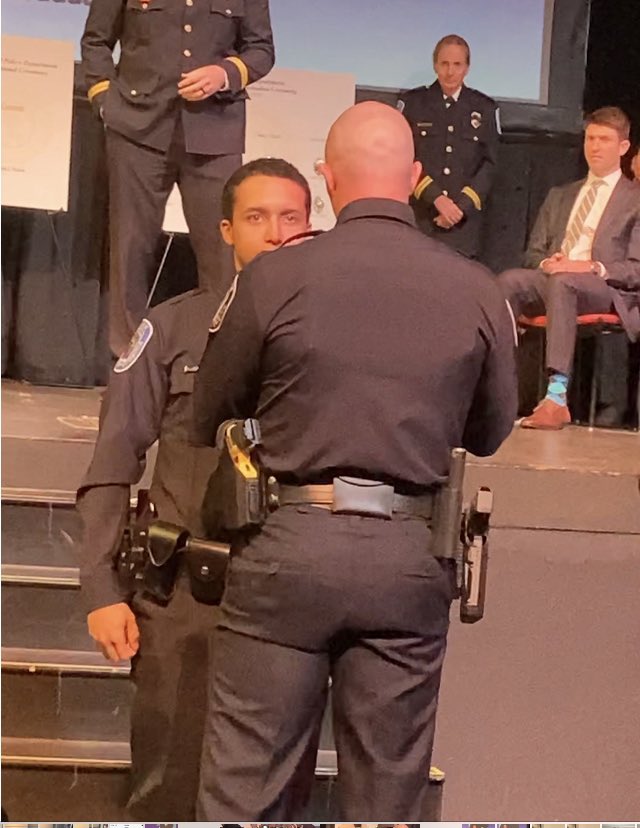 MaryLuckmck's tweet photo. @nutrament This would be so amazing! Would love to get my son something special that graduated the RVA police department today and my 4 yr old something special too! Happy Holidayβs!β€οΈπ
πΌ #HolidayGoTime #promotion https://t.co/mLidmcWYRZ