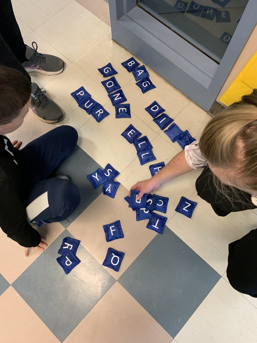 Fanning Education Centre/Canso Academy (@fanningeccansoa) on Twitter photo When your literacy ASK activity is so exciting EVERYONE wants to join in! These engaged grades 2 to 6 students worked hard together to race to a letter pile to find letters to spell words! <a href="/SRCE_HPS/">SRCE Health Promoting Schools</a> <a href="/SRCE_Literacy/">SRCE Literacy</a> When your literacy ASK activity is so exciting EVERYONE wants to join in! These engaged grades 2 to 6 students worked hard together to race to a letter pile to find letters to spell words! <a href="/SRCE_HPS/">SRCE Health Promoting Schools</a> <a href="/SRCE_Literacy/">SRCE Literacy</a>