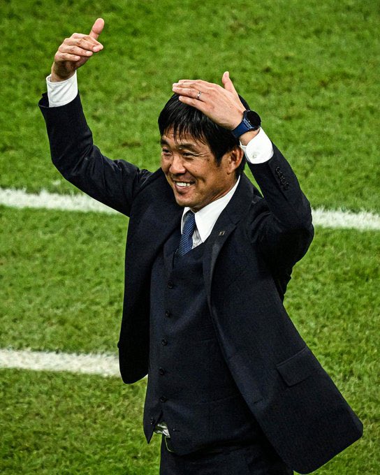 nippon_ar's tweet photo. شكرا جزيلًا لكم جميعا على تهنئة 🎉 منتخب #اليابان وكلماتكم الطيبة 🥷🫶🙏🇯🇵 https://t.co/FQWPptjnKU