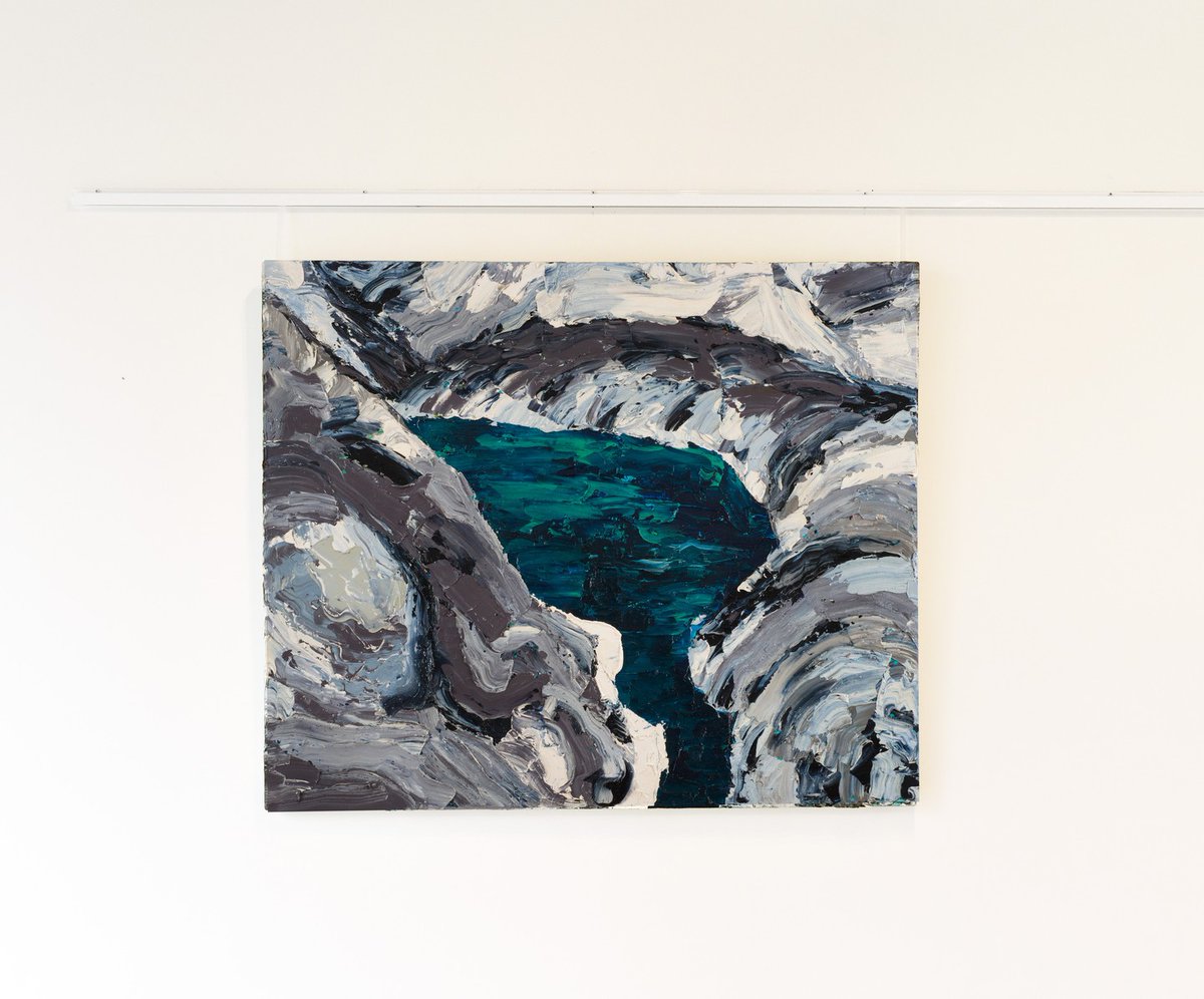 FoxGalleries tweet picture