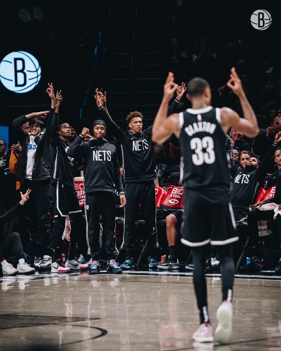 Cata ツイートで現役引退を表明したジャマール クロフォード 00年のドラフトから年間プレー 多彩なオフェンスを武器にキャリア後期はベンチからの起爆剤として6thマン賞を3度受賞 全9チームでプレーしましたが 行く先々で結果を残す生粋の