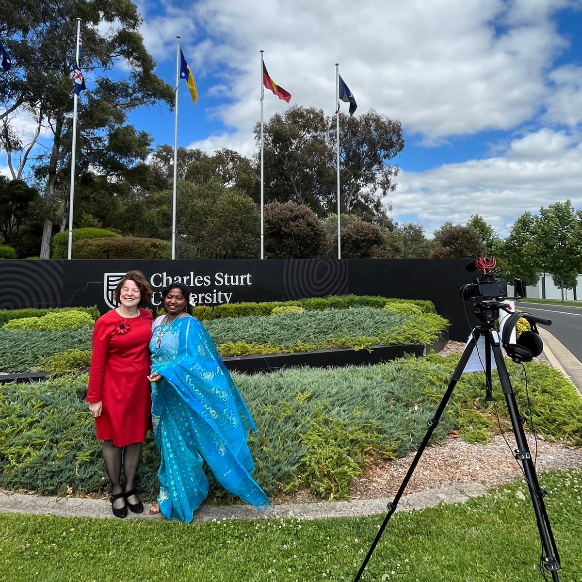 We just recorded our WELCOME message for our Early Childhood Voices 2022 online conference (5-9 December 2022). Over 1700 people from 70 countries have registered for 6 keynotes, 99 presentations, and 160 children's drawings.
 <a href="/CSU_ECRG/">CSU Early Childhood Interdisciplinary Research Grp</a> 
FREE REGISTRATION:
eventbrite.com/e/early-childh…
