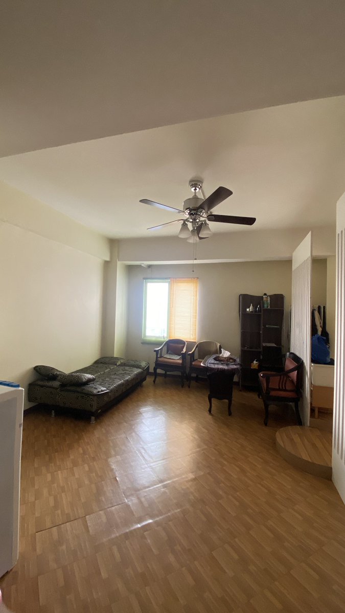ImWhiteGray's tweet photo. Finally, after savings a lot, I'm able to move to a better place for living in a city where I survive. 
Yep, it's a studio type. Nevertheless, that's not a big deal for me, because I got more space and when my folks/friends are coming, they're able to gather comfortly. https://t.co/1bmxVwyPcX