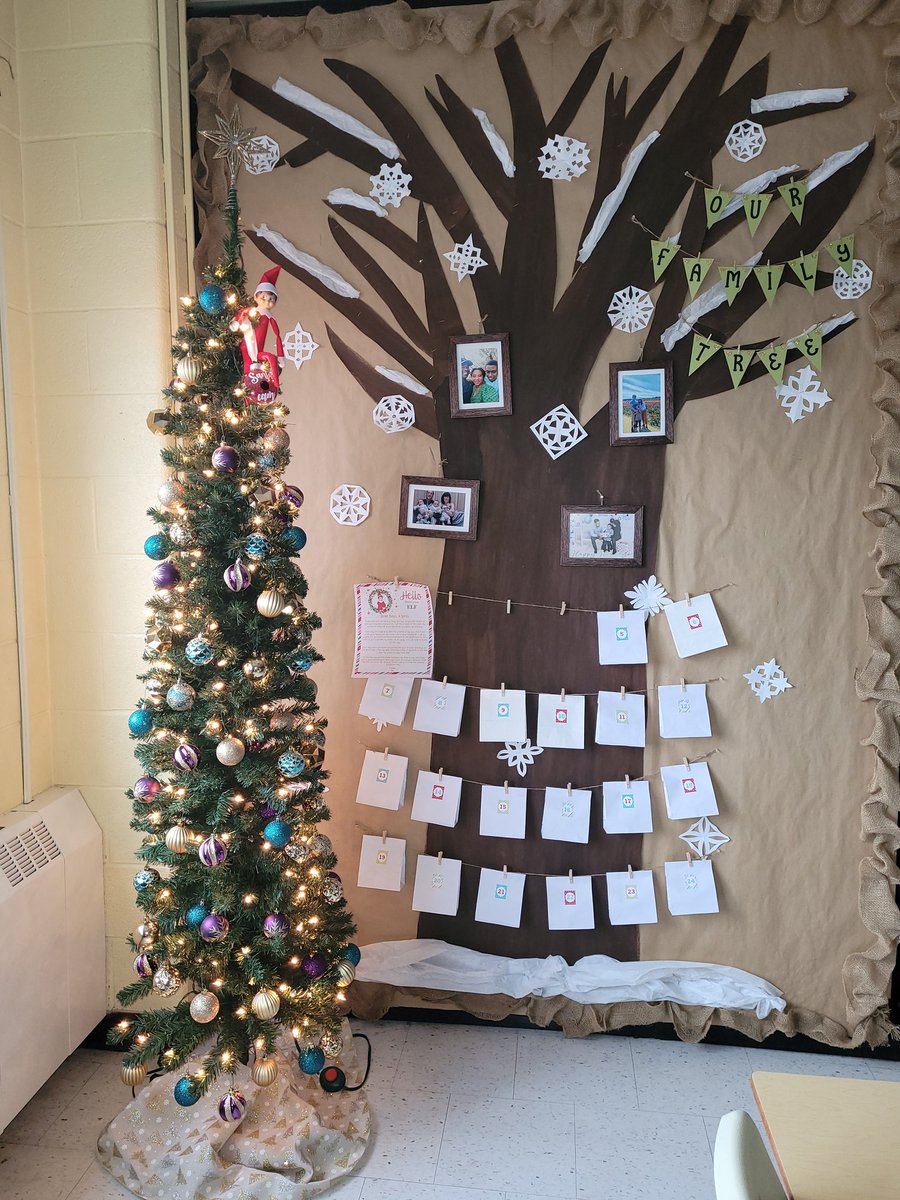 MrsMCosta1's tweet photo. Today begins our countdown to Christmas and our Elf arrived from the North Pole today. We named him Spiderman and we wrote our letters to Santa. #ElfOnAShelf #Santaletters #naughtyornice #Christmas #countdown @TCDSB @SantaMariaTCDSB https://t.co/8itxQ0yph9