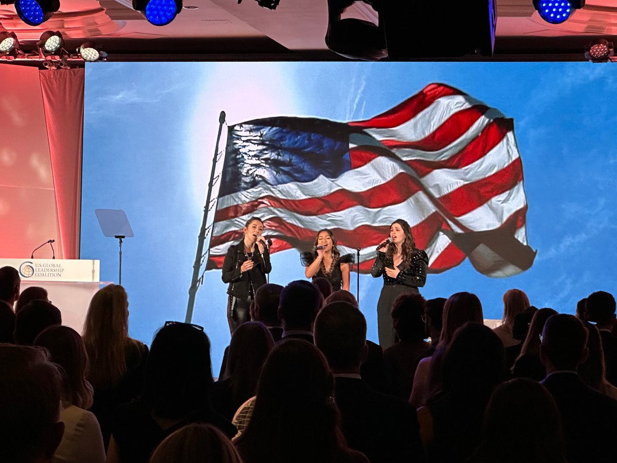 Thank you to @PipelineVoxProj – one of the @StateDept’s cultural diplomacy program participants – for their incredible performance at tonight’s #USGLCTribute Celebration!