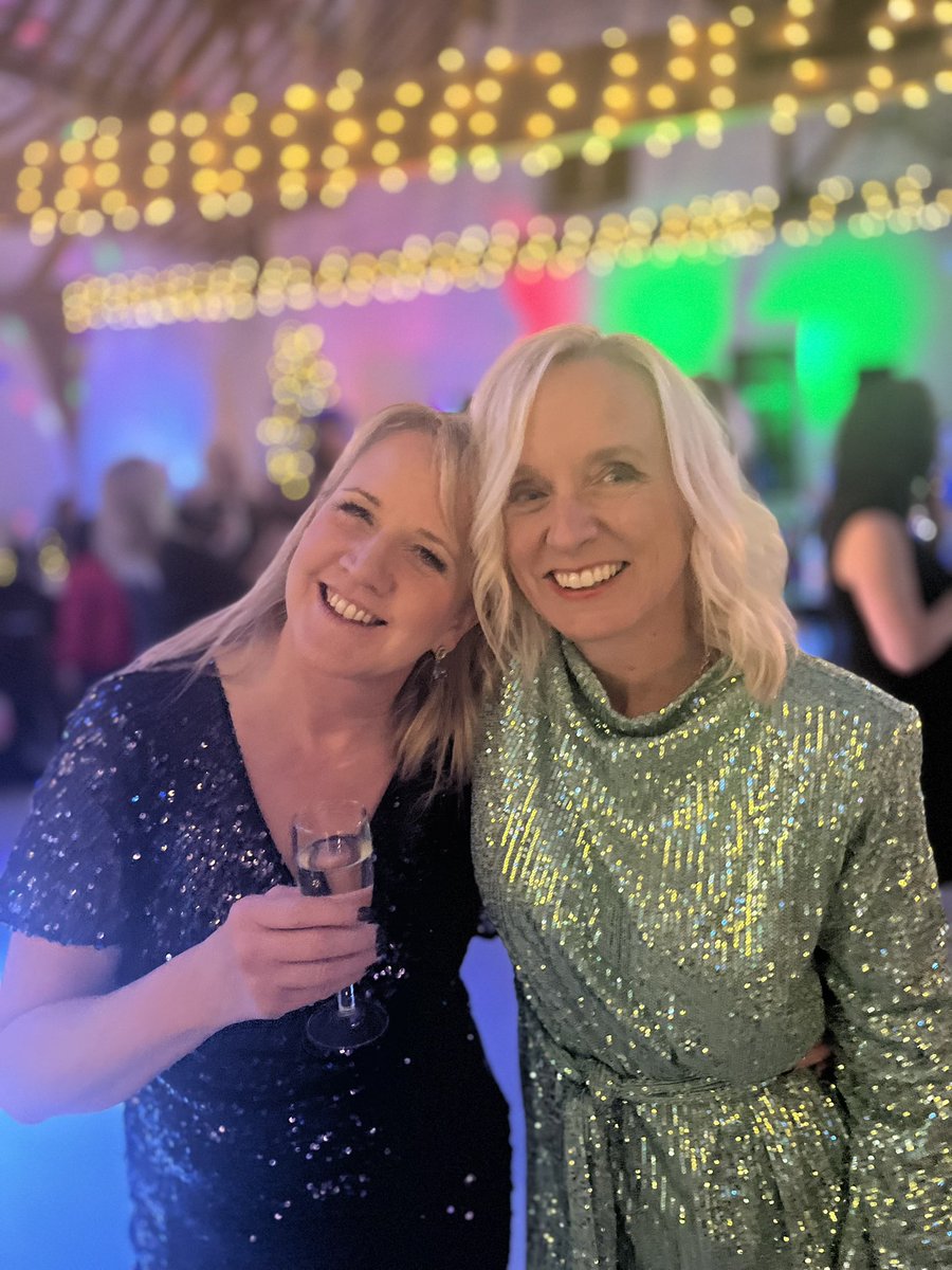 A sparkling evening celebrating the arrival of Christmas 2022 with one of THE loveliest ladies I have the pleasure of knowing - thank you <a href="/JaneLambertECG/">Jane Lambert</a>