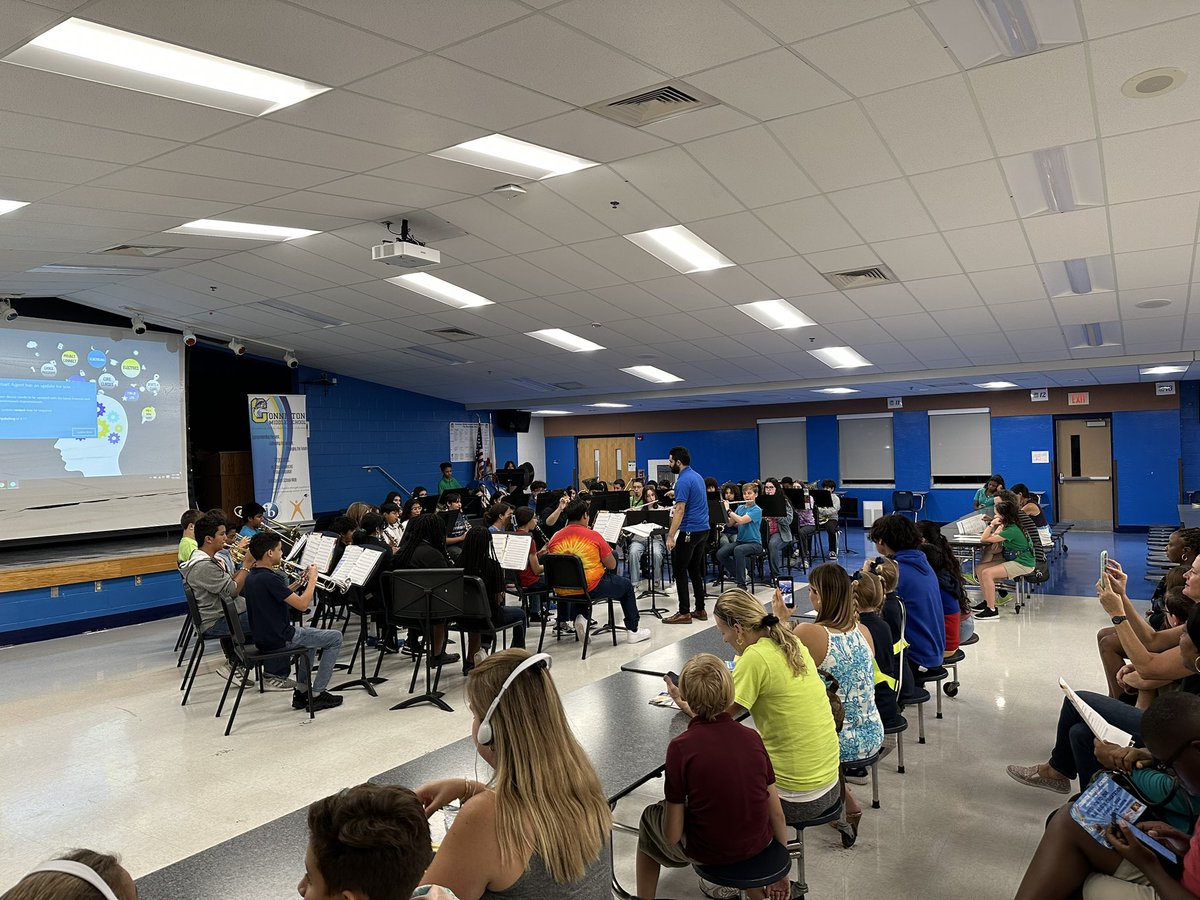 ConnistonMiddle's tweet photo. Great turn out for our #ChoiceOpenHouse! Showcased our @ConnistonBand and are excited to welcome our incoming 6th grade #BlueMarlins! @jamesthomas3601 @bekakm3 https://t.co/awz7HV1hUS
