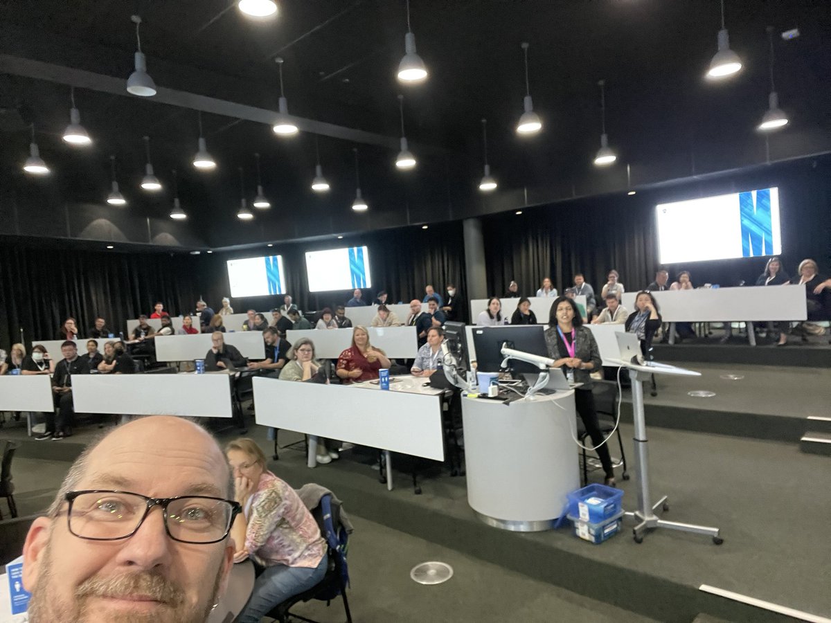 sjturn's tweet photo. Fantastic to be able to talk to people attending #EduTech2022 All things science, evidence, and SARS-Cov2 pandemic @MonashUni @immunity_BDI @MonashBDI @Monash_FMNHS @Monash_Science https://t.co/KPfcwGGK62