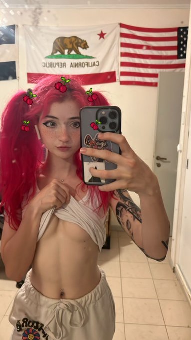 Sweet dreams ppl 😴 https://t.co/fn3HqZLh3h<a href="/tag/camsoda"class="tags"><span>#camsoda</span></a>