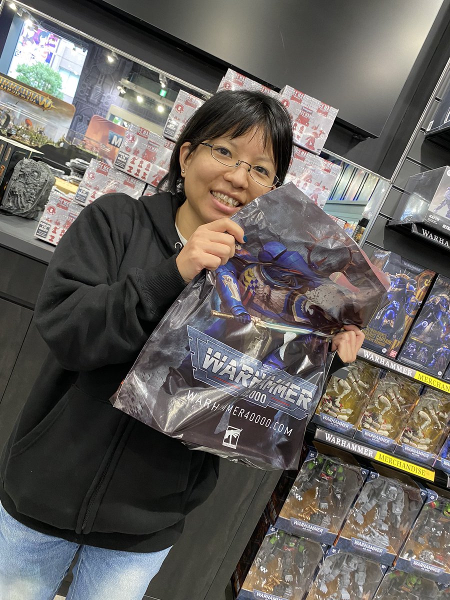 後少しで2000フォロワー達成！
Facebookも後少しで500人！
今日中にツィーターで2000人行けばハッピーバッグにさらなるおまけ追加するよー