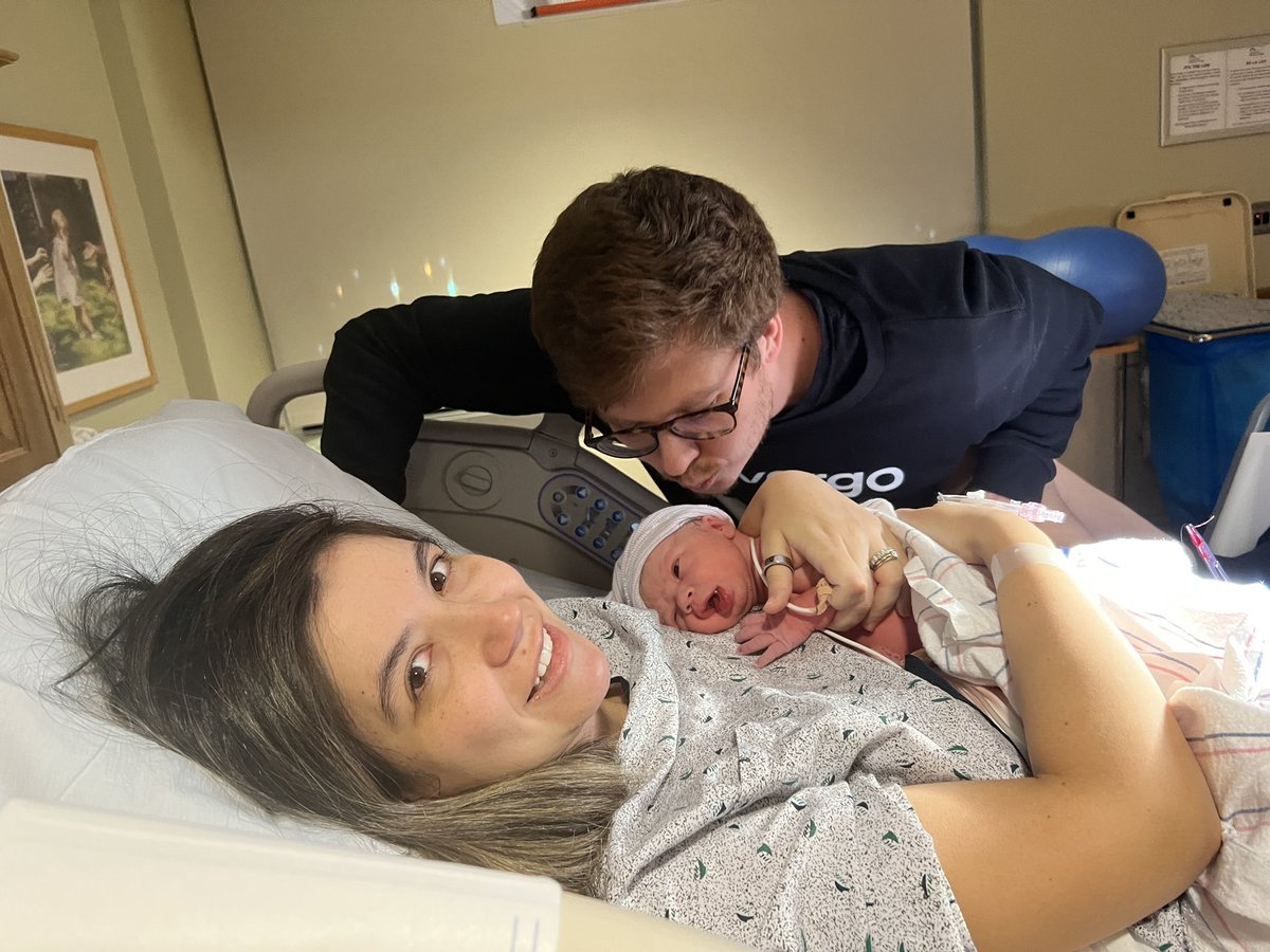 Had to wear Vergo swag for the moment. Welcome to the world Charlotte ❤️ and momma bear you crushed it 😍