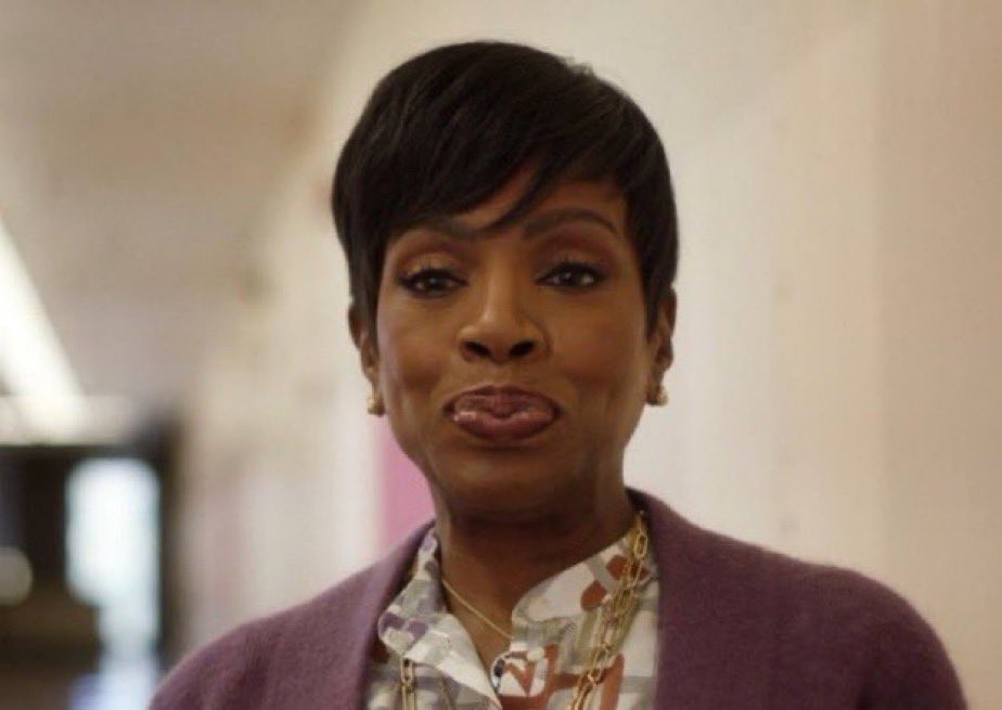 J A RR E TT™️ tweet media