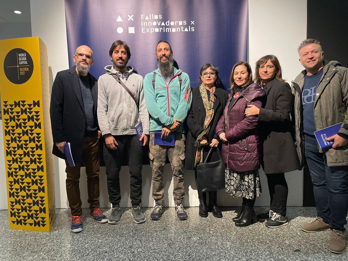 FallaPlazaJesus's tweet photo. Ahir vam tindre una cita amb la federació d'I+E en la qual els nostres artistes fallers @fallasjjgarcia al costat de diversos representants de la nostra comissió van presentar els nostres projectes per al 2023 🔥
@falles_ie
#i+e #fpj #23 #infinitats #nocreguestotelquepenses https://t.co/PJNoeTJ3mr